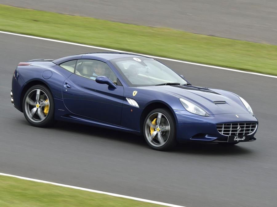 Ferrari California 30 (UK) '2012